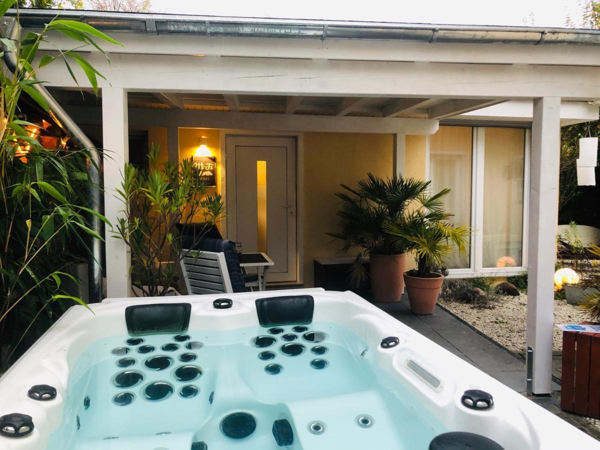 Apartment Tinyhouse Mit Pool, Outdoor Whirlpool Und Garten Petershagen-Eggersdorf المظهر الخارجي الصورة